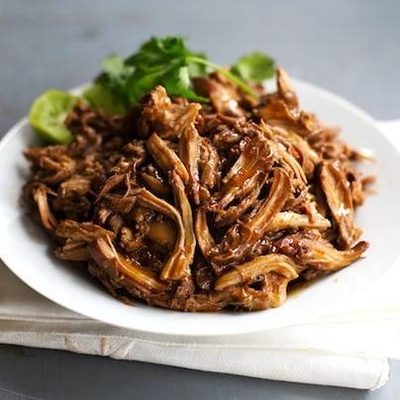 Honey Glazed Crockpot Chicken Adobo - simple pantry ingredients, hardly any hands-on time, 200 calories. | https://simple-slim.today
