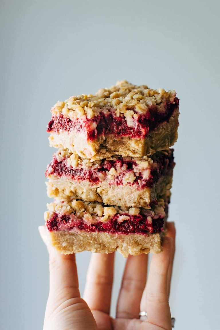 Raspberry crumble bars.